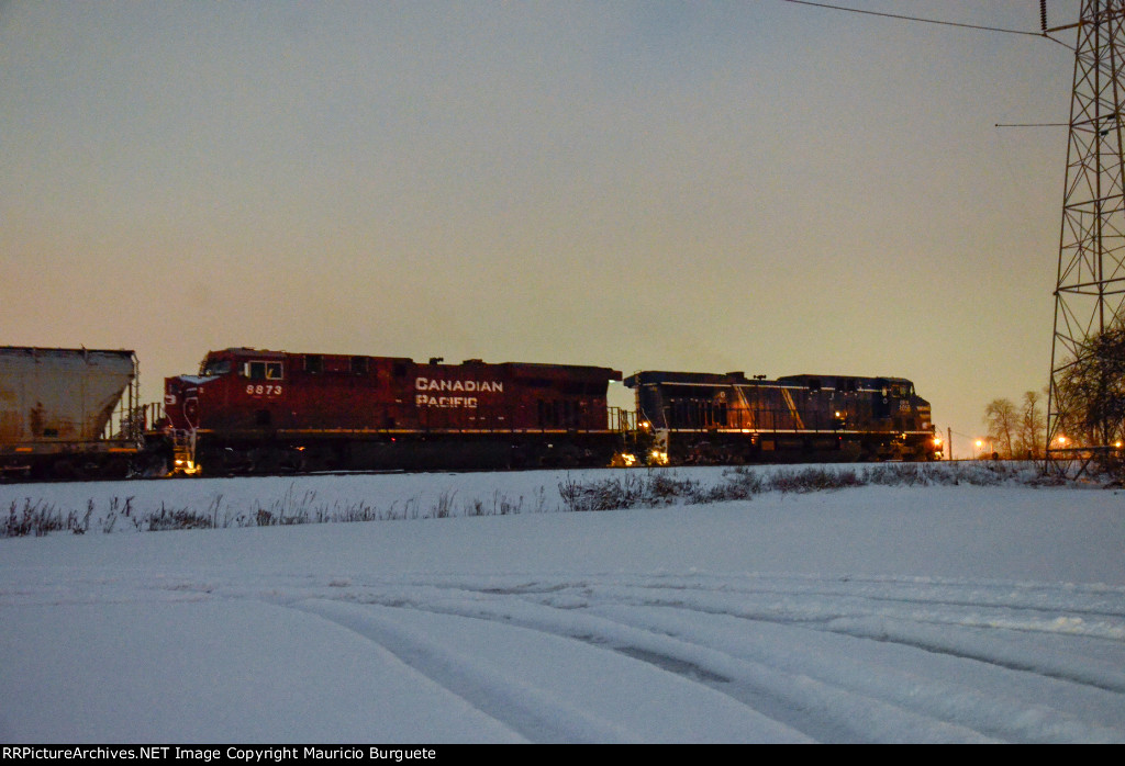 CP ES44AC & CEFX AC44CW Locomotives in the yard